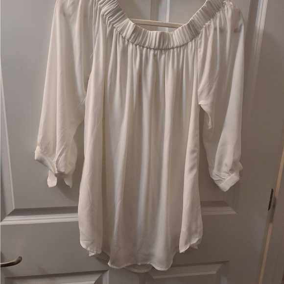 Wishlist off the shoulder white blouse - Picture 3 of 3
